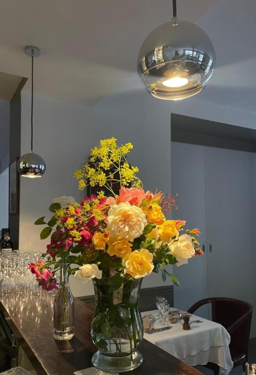 Le Vésinet Hotel Paris Vesinet- Logis Hotel Restaurant מראה חיצוני תמונה