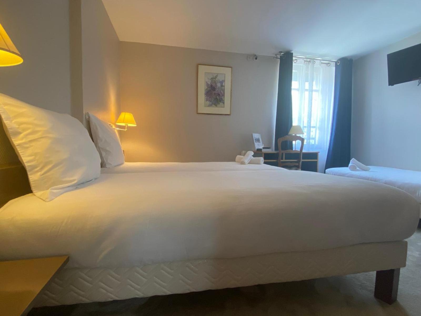 Le Vésinet Hotel Paris Vesinet- Logis Hotel Restaurant מראה חיצוני תמונה