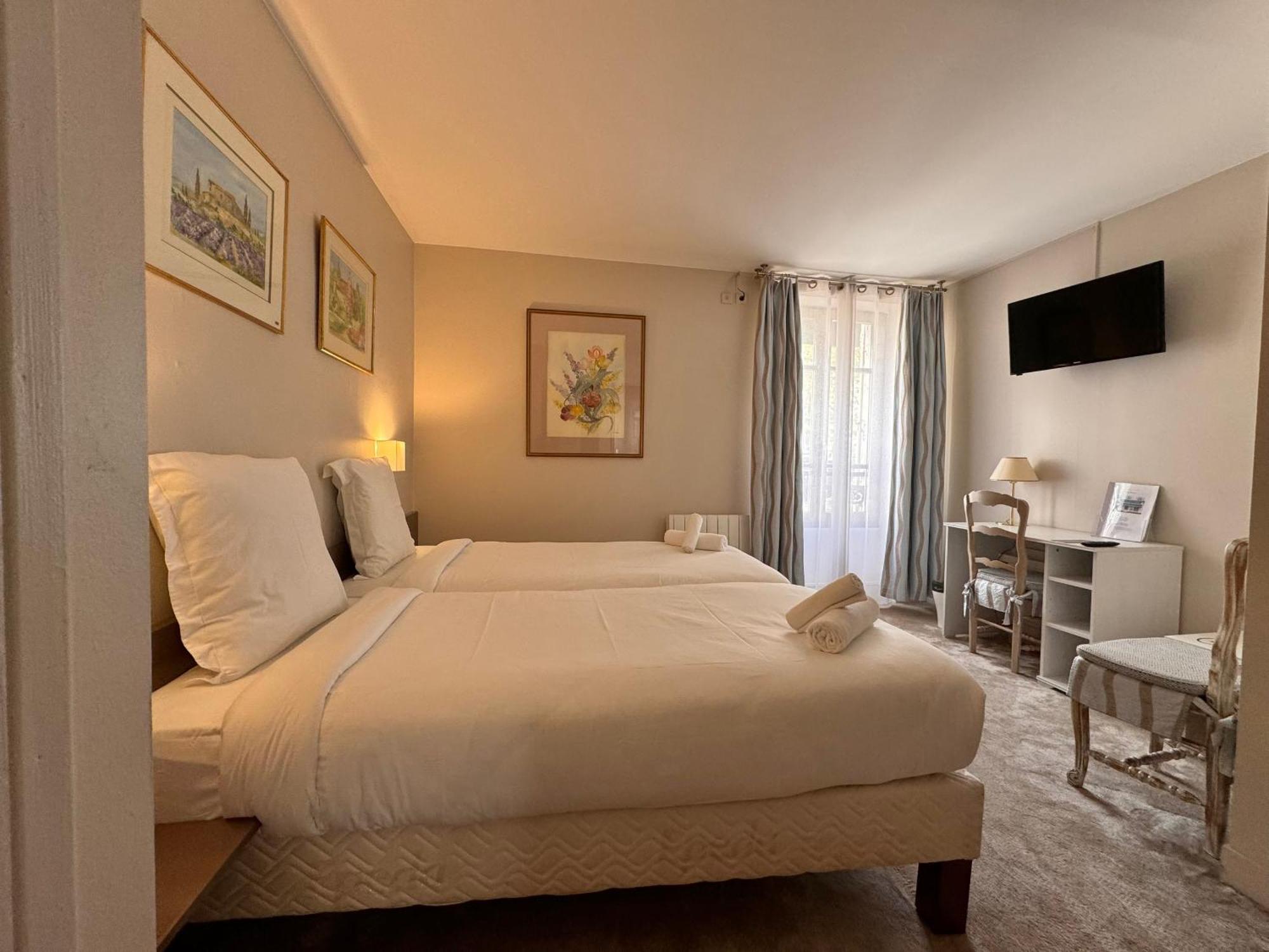 Le Vésinet Hotel Paris Vesinet- Logis Hotel Restaurant מראה חיצוני תמונה